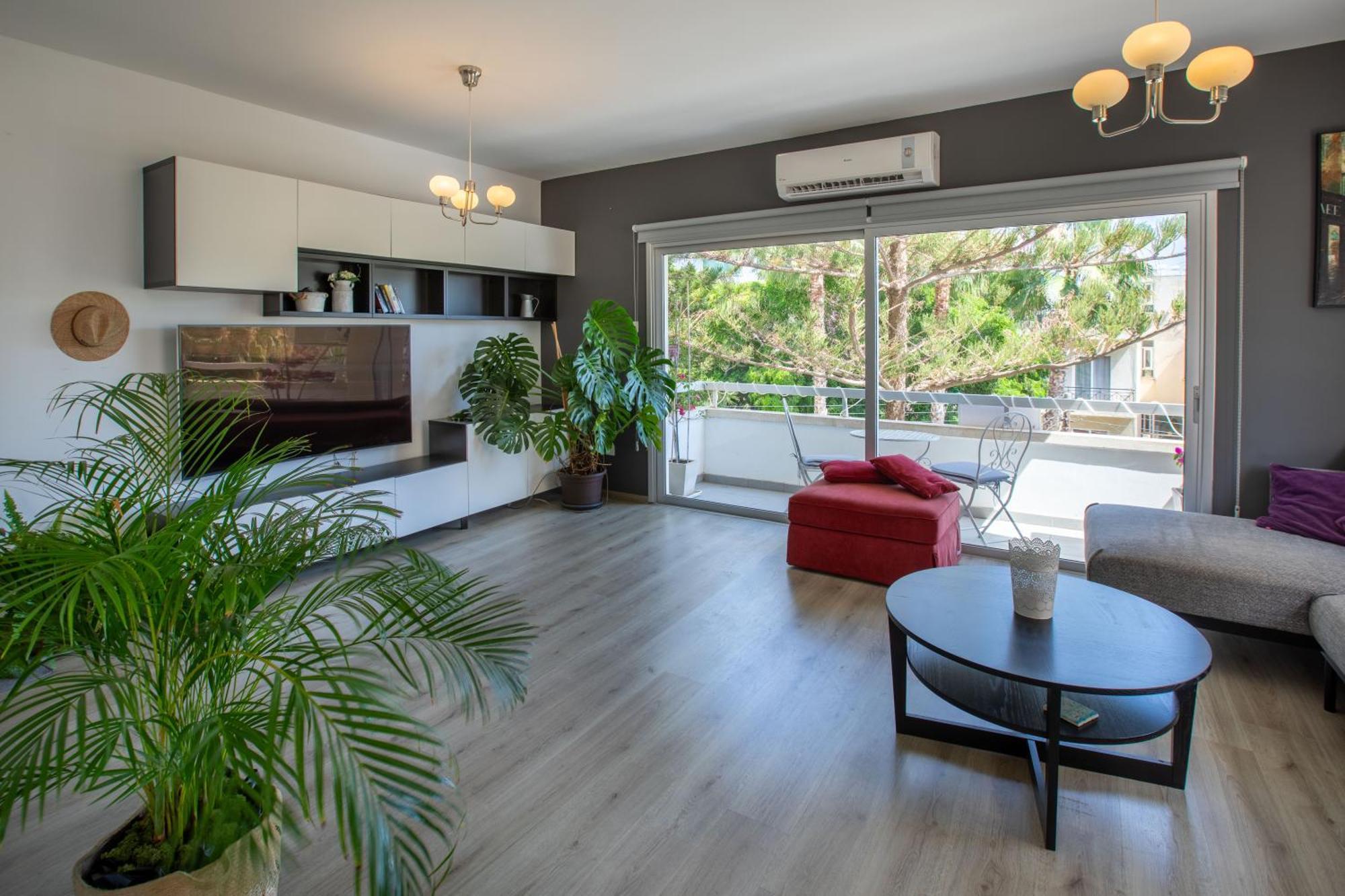 Neapolis Residence Spacious Quiet Near Beach 利马索尔 外观 照片
